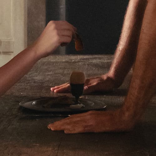 Charli xcx - Chains of Love