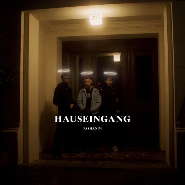 Hauseingang by Pashanim