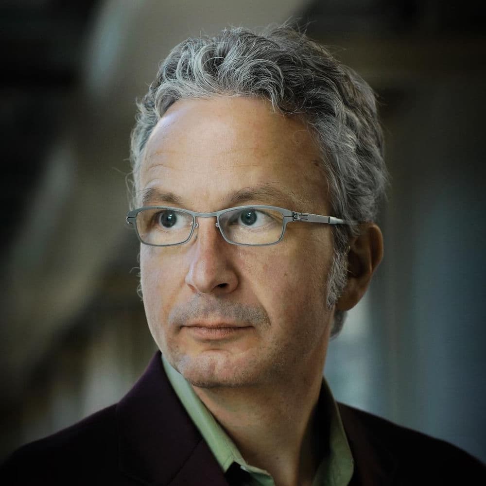 Christopher Dell