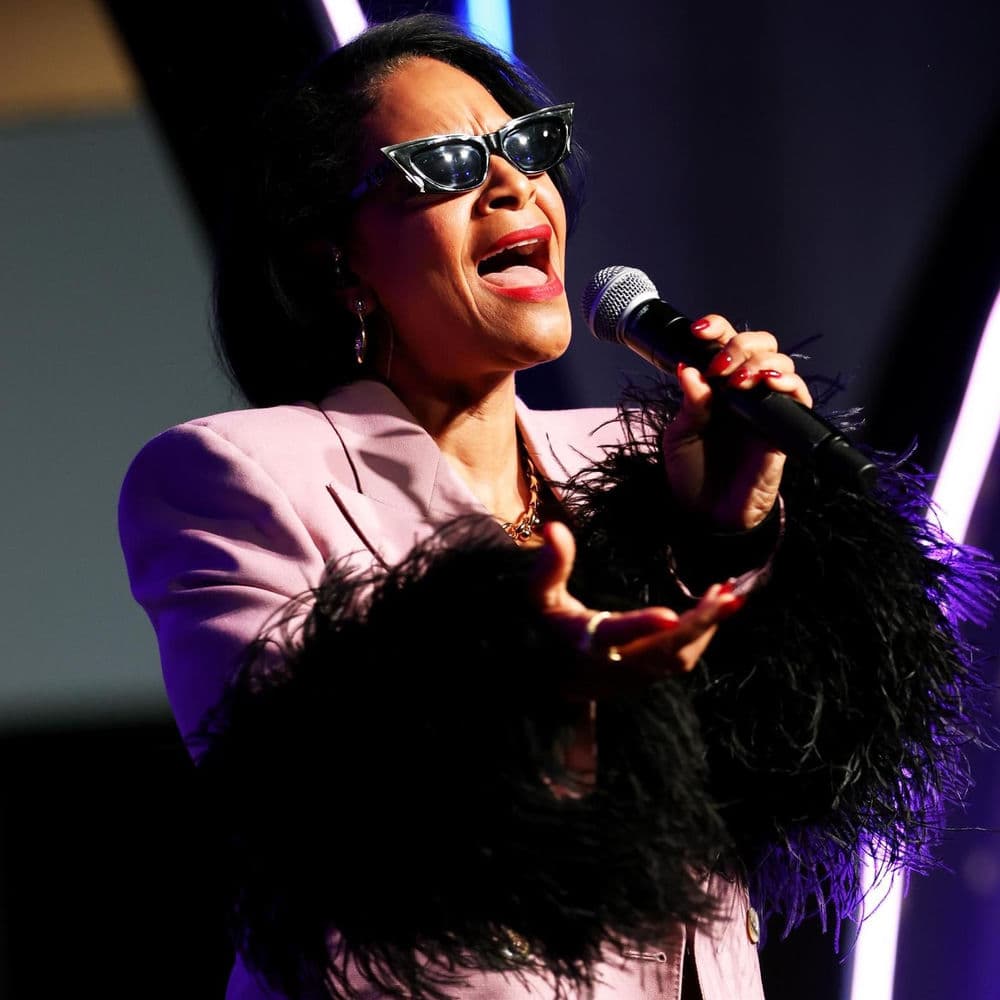 Teedra Moses