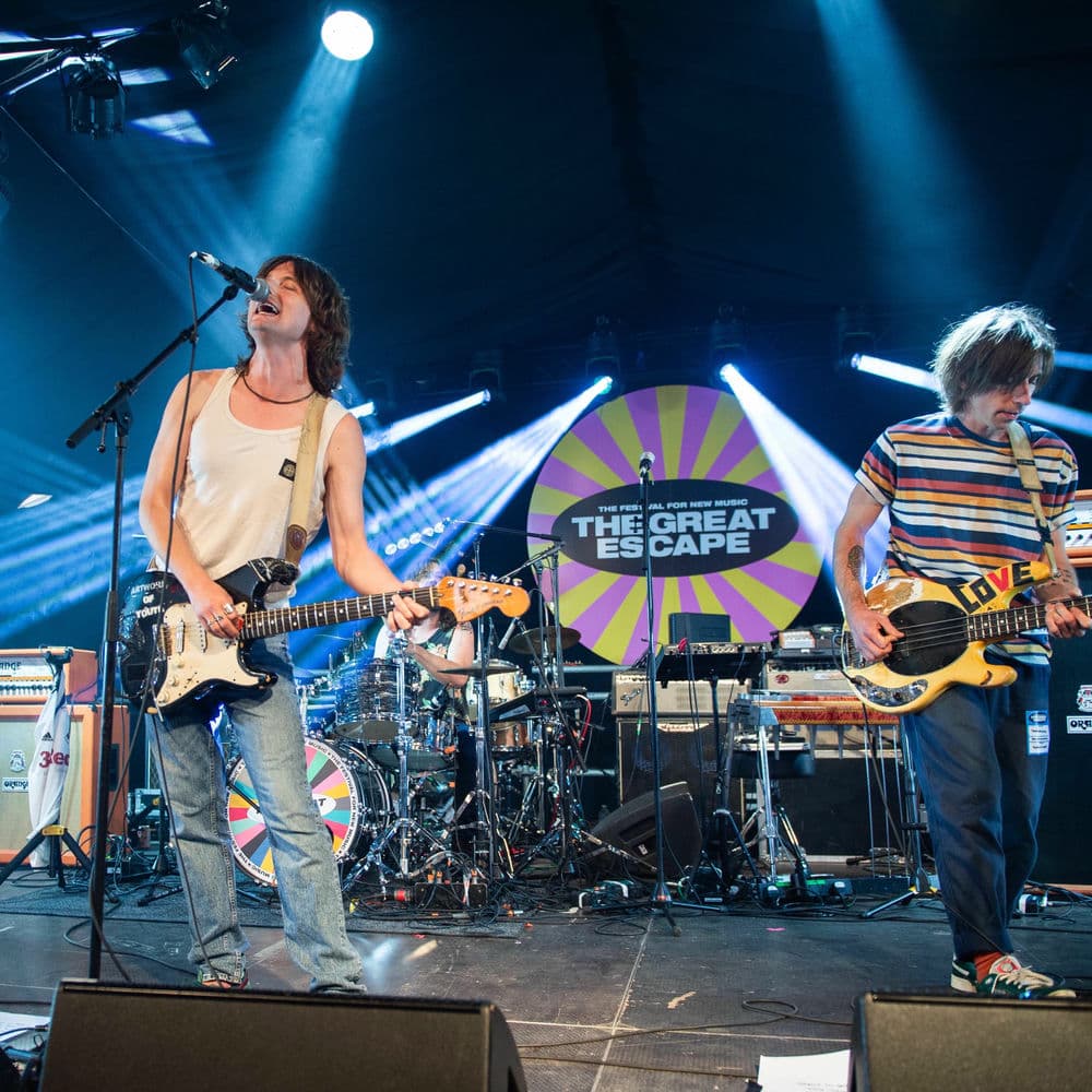 Trampolene