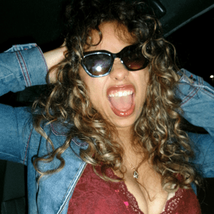iloveitiloveitiloveit by Bella Kay